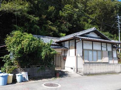 Traditional House for Sale in Bizen City - 3 Bedroom Home with Large Plot — Image 1, Bizen, Okayama