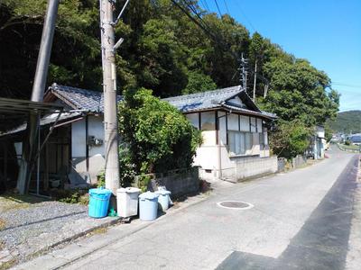Traditional House for Sale in Bizen City - 3 Bedroom Home with Large Plot — Image 2, Bizen, Okayama