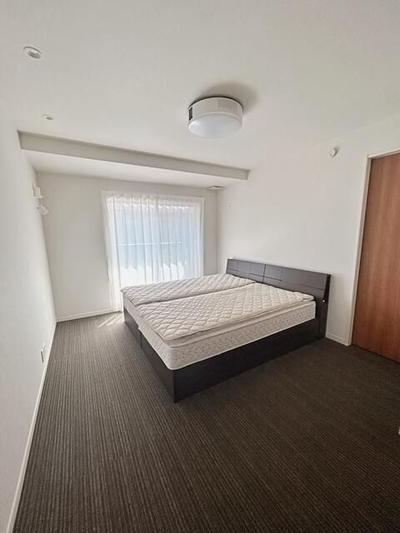 Modern 4LDK Home in Kitakyushu with Theater Room — Image 4, Wakamatsu, Fukuoka