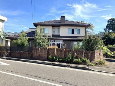 Spacious 6SLDK House in Ono City with Large Land Plot — Image 1, Ono, Fukui