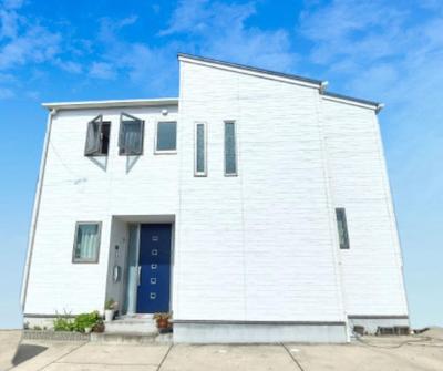 Modern 4SLDK House in Kitakawa, Saijo City - Solar Powered — Image 1, Saijo, Ehime