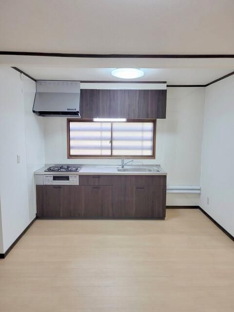 Renovated 5LDK House for Rent in Urausu, Hokkaido with Pet Consideration - Thumbnail 2
