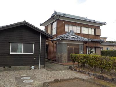 Traditional 8DK House in Kunitomi, Miyazaki with 723m² Land — Image 1, Kunitomi, Miyazaki