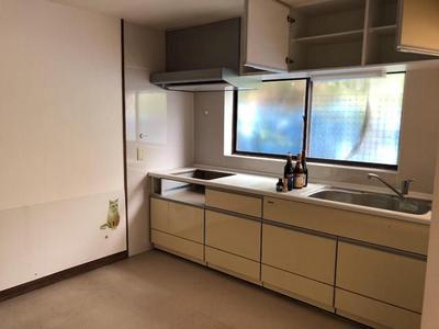 Spacious 5LDK House in Yasuura, Kure City - 509m² Plot — Image 3, Kure, Hiroshima