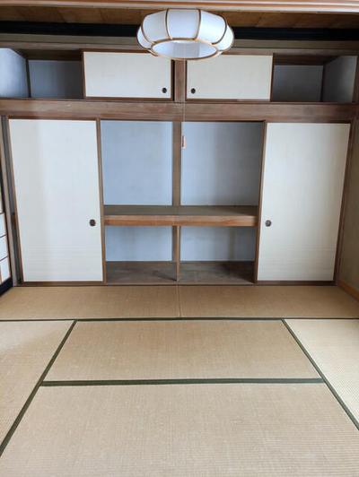Spacious 9DK House in Uozu City - 532m² Plot — Image 3, Uozu, Toyama