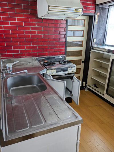 Spacious 9DK House in Uozu City - 532m² Plot — Image 1, Uozu, Toyama