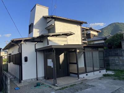 Renovated 4LDK House for Sale in Niihama - All-Electric Home — Image 1, Niihama, Ehime