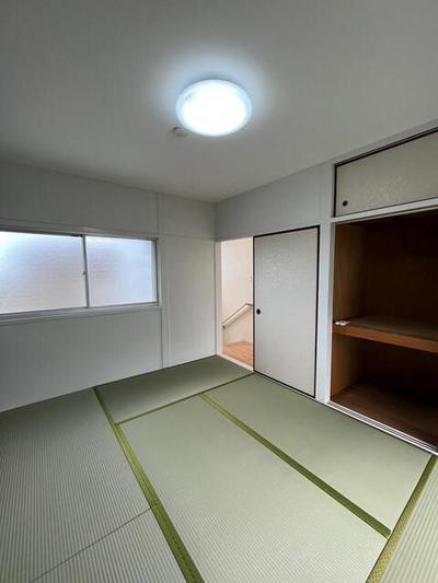 Renovated 4LDK House for Sale in Niihama - All-Electric Home — Image 2, Niihama, Ehime
