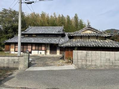 Spacious Traditional House in Toon City, 820m² Plot — Image 1, Toon, Ehime