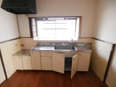 Spacious 4K House with 10 Parking Spaces in Yamaguchi City — Image 2, Yamaguchi, Yamaguchi