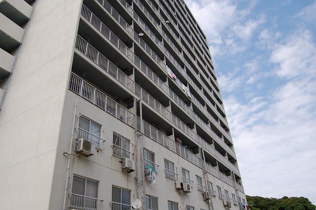 Ocean View 1K Apartment for Sale in Katsura, Chiba - Thumbnail 2
