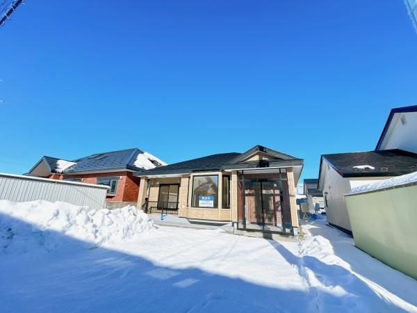 Renovated 2LDK House in Makubetsu, Hokkaido with 3 Parking Spaces - Thumbnail 3