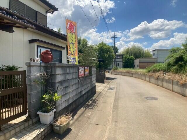 Used 4LDK House for Sale in Kasumigaura, Ibaraki - Thumbnail 2
