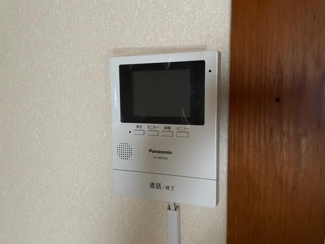 2DK Apartment for Rent in Daito City, Osaka - No Deposit - Thumbnail 3