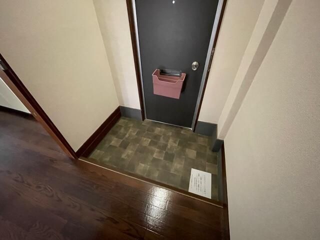 2DK Apartment for Rent in Daito City, Osaka - No Deposit - Thumbnail 2