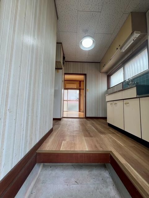 1K Apartment for Rent in Kagoshima City, Kagoshima - Thumbnail 4