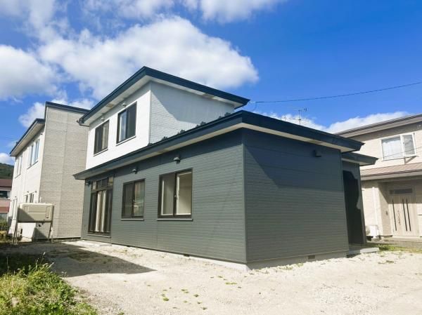Renovated 4LDK House for Sale in Noboribetsu, Hokkaido - Thumbnail 2