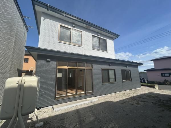 Renovated 4LDK House for Sale in Noboribetsu, Hokkaido - Thumbnail 3