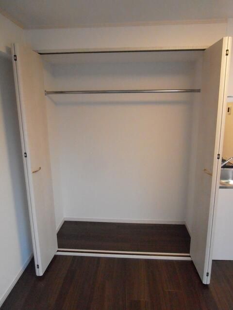 1DK Apartment for Sale in Koto, Tokyo with 4.35% Yield - Thumbnail 4