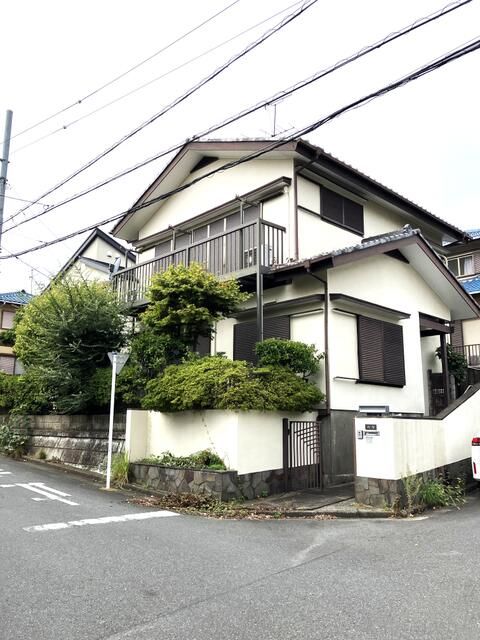5LDK Detached House for Sale in Yokosuka, Kanagawa - Image 1