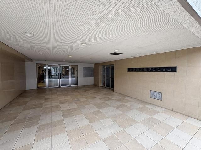 Studio Apartment for Sale in Nishi Ward, Hiroshima - Thumbnail 3