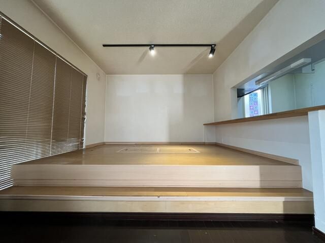 4LDK House in Sapporo with 2010 Renovation & Quiet Location - Thumbnail 4