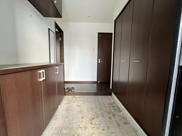 4LDK House in Sapporo with 2010 Renovation & Quiet Location - Thumbnail 2