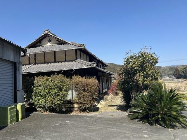 8DK Detached House in Ozu City, Ehime - 122.77 sqm - Thumbnail 2