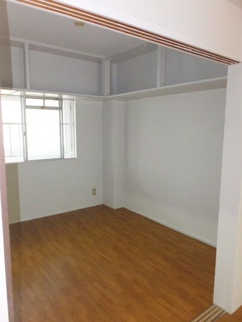1DK Apartment for Rent in Yasugi, Shimane - 24,000 Yen - Thumbnail 4