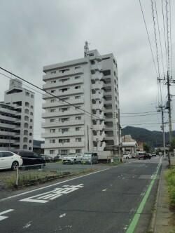 3LDK Apartment for Sale in Ashikaga, Tochigi - Thumbnail 2
