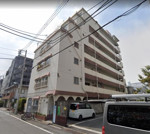1K Apartment for Sale in Taito, Tokyo - Investment Property - Thumbnail 2