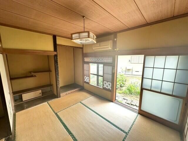 Spacious 7DK Used House in Sakura, Ibaraki - 3.98 Million Yen - Thumbnail 3