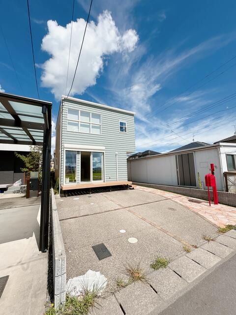 2021 Built 3SLDK House with Double-Height Living Room in Okazaki - Thumbnail 2