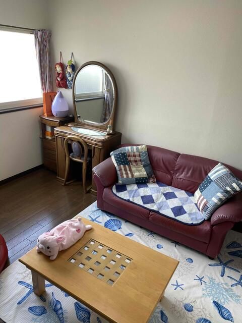 4DK Family House for Sale in Neyagawa, Osaka - 10 Min Walk to Station - Thumbnail 4