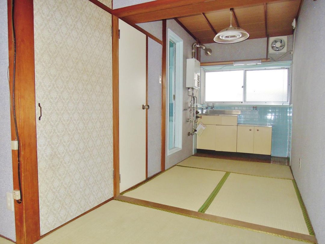 1K Apartment for Rent in Kagoshima City, Near Kagoshima Chuo Station - Thumbnail 2