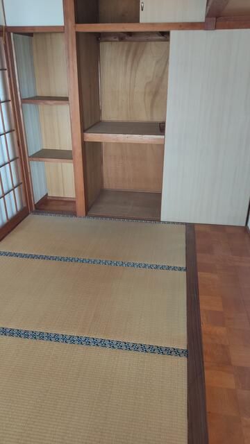 Renovated 2DK Apartment for Rent in Kashima City, Saga - Thumbnail 4