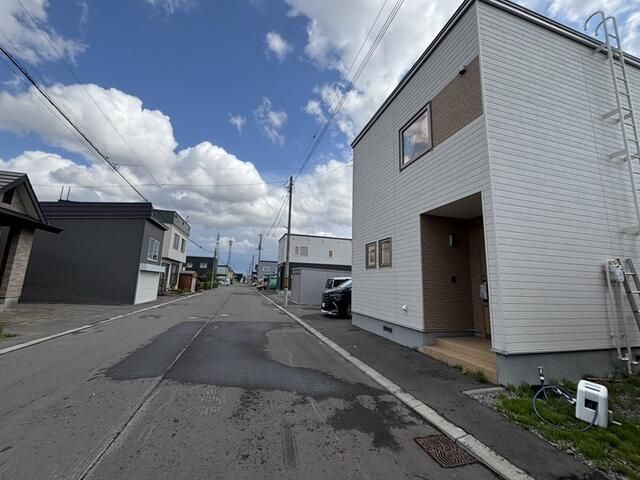 2019 4LDK All-Gas House in Asahikawa's Nagayama | Parking for 3 - Thumbnail 4