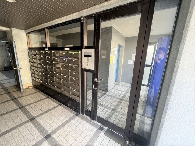 1K Apartment for Sale in Ube, Yamaguchi - Investment Property - Image 1