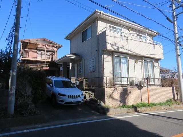 2LDK Detached House for Sale in Hadano, Kanagawa | 91.64 Tsubo Land - Thumbnail 2