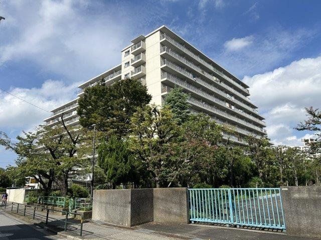 2LDK Renovated Apartment in Adachi, Tokyo - 58.36 sqm - Thumbnail 2
