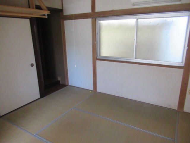 Single-Story 3K House for Sale in Saiki, Oita - Thumbnail 4