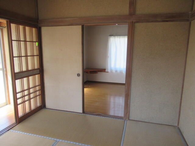Single-Story 3K House for Sale in Saiki, Oita - Thumbnail 2