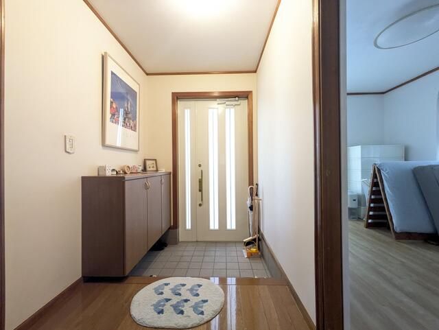 4LDK Detached House for Sale in Yokohama Sakae Ward - Thumbnail 2