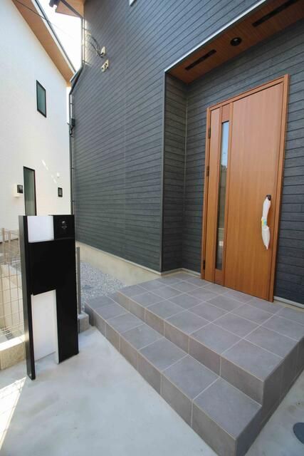 New 3LDK House in Yokosuka with Garden & 2 Parking Spaces - Thumbnail 4