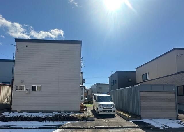 4LDK Detached House in Sapporo's Kiyota Ward with 2008 Renovations - Thumbnail 4