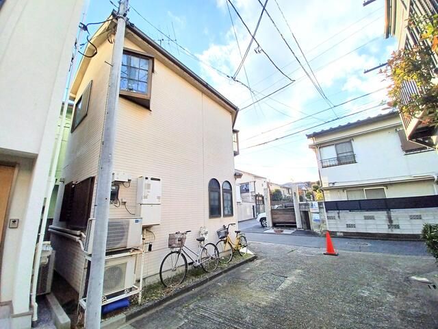 Land for Sale in Toshima, Tokyo - 32 sqm Plot Near Shinanomachi Station - Thumbnail 4