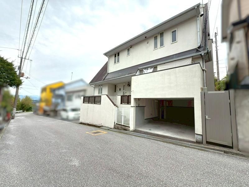 5LDK House for Sale in Kochi City, Kochi Prefecture - Thumbnail 3