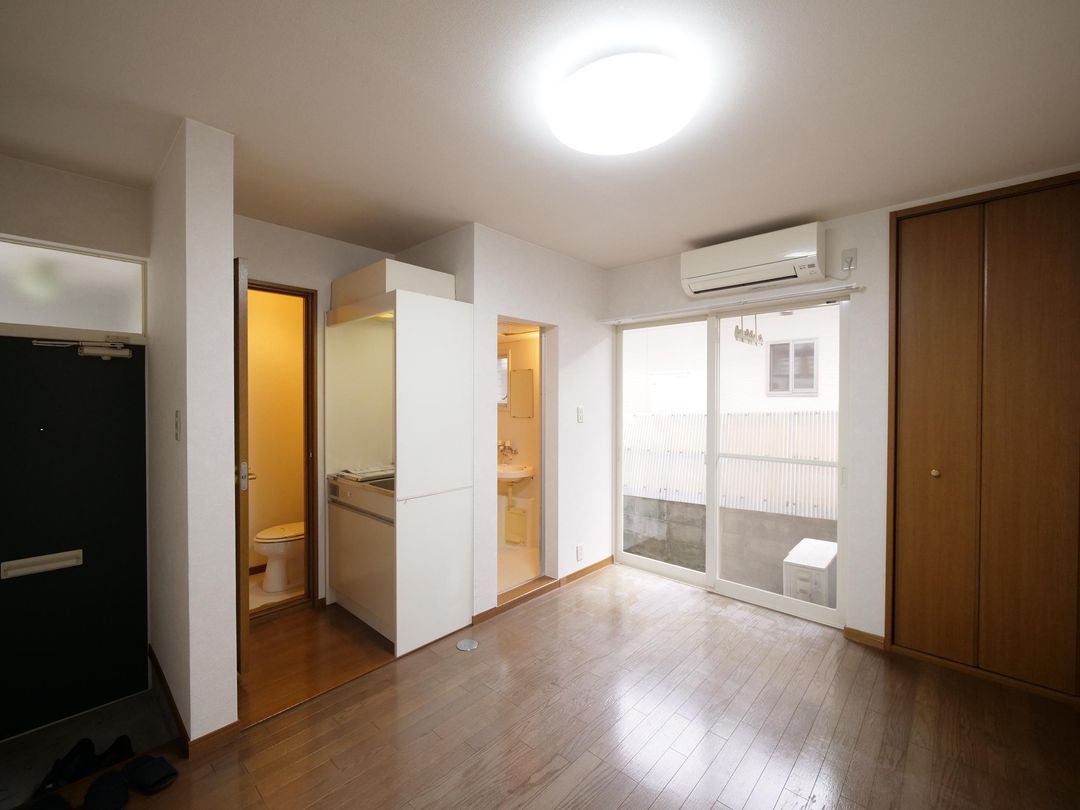 1R Apartment for Rent in Okayama City, No Key Money - Thumbnail 2