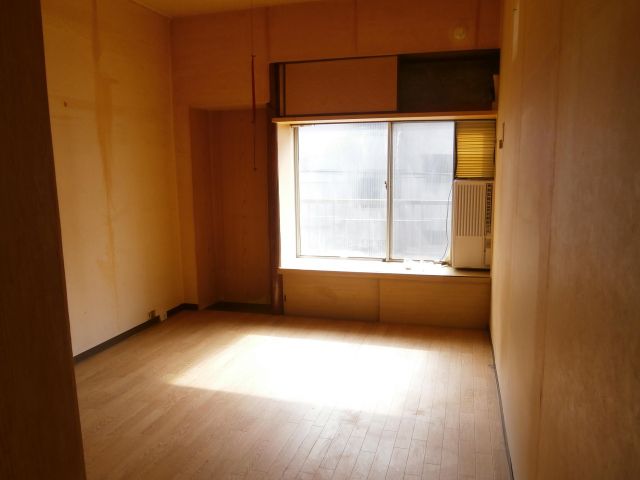 2DK Apartment for Sale near Aonoka Station, Shimonoseki - Thumbnail 2