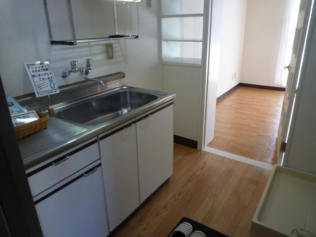 Student 1K Apartment for Rent Near Toyama University, Toyama - Thumbnail 3